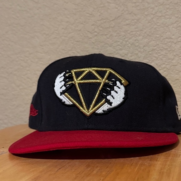 Diamond Supply Co. x Hall Of Fame x New Era Snapback Black Gold Red Adjustable - Picture 1 of 7